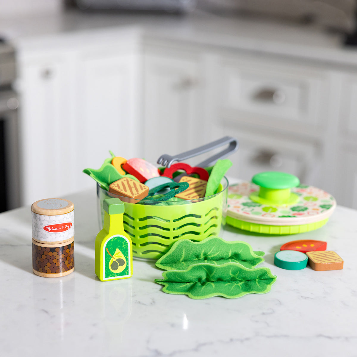 Salad Spinner | Melissa & Doug